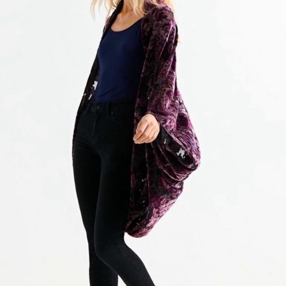 LUCKY BRAND purple burnt velvet shrug wrap shawl one size